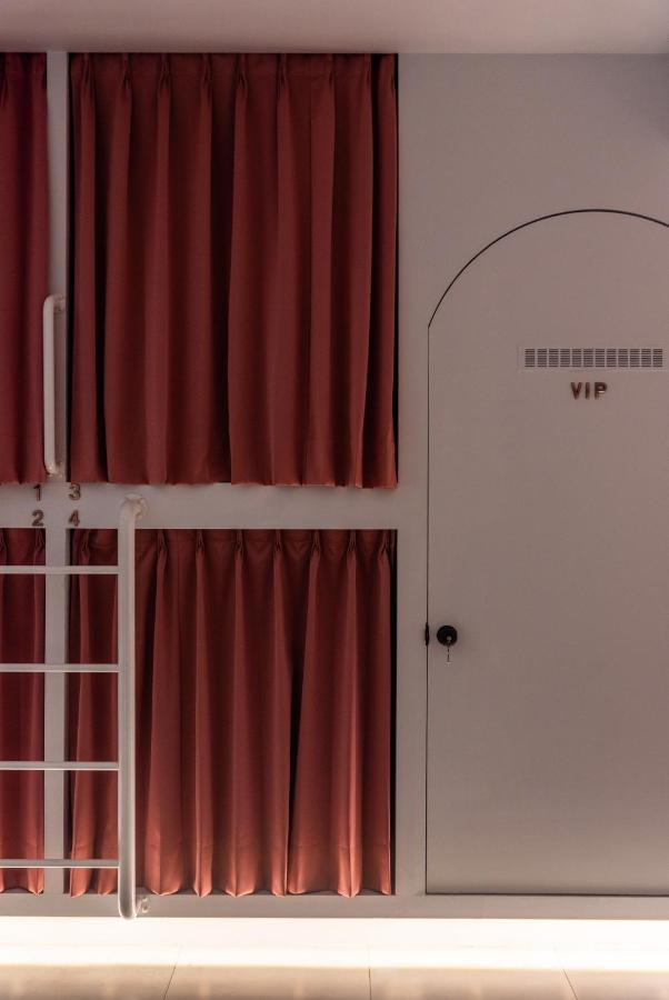 W3 Hostel หลัวตง ภายนอก รูปภาพ