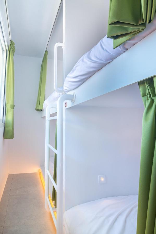 W3 Hostel หลัวตง ภายนอก รูปภาพ